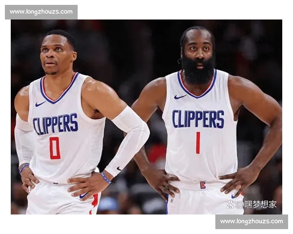 哈登詹姆斯续约尘埃落定，自由市场这五人成争冠关键！特纳领衔内线争夺战