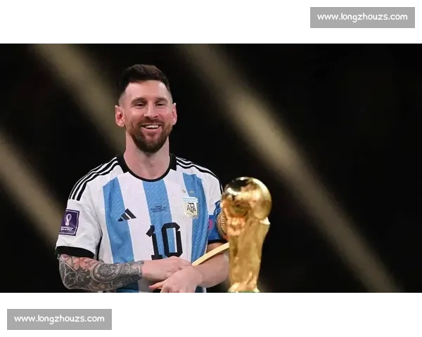 梅西读秒吊射击中横梁 詹俊盛赞:这就是超能力! 梅西读秒吊射击中横梁 詹俊盛赞:这就是超能力!