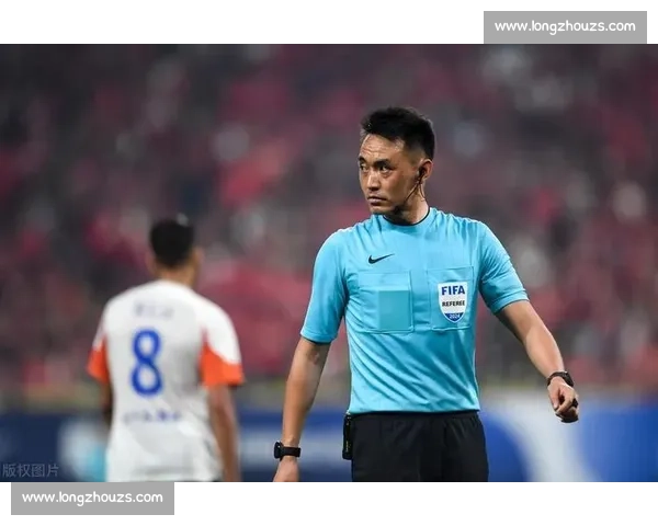 新鹏城 vs 三镇补赛裁判确定:黄翼主裁,邢琦担任 VAR
